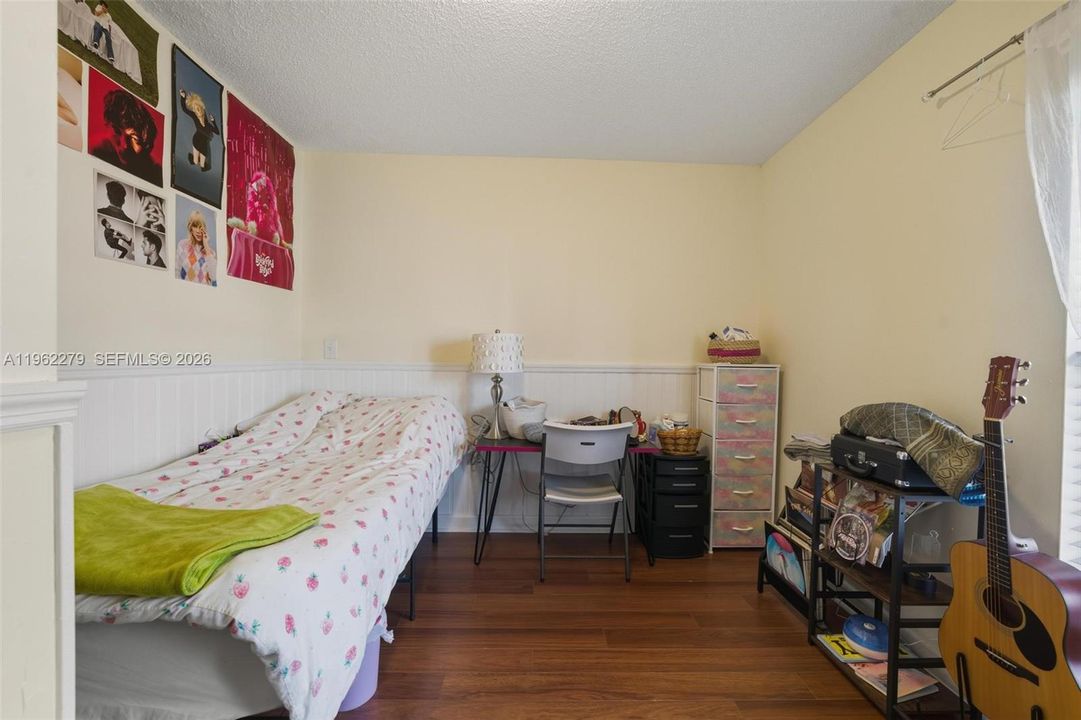 En Venta: $480,000 (3 camas, 2 baños, 1580 Pies cuadrados)