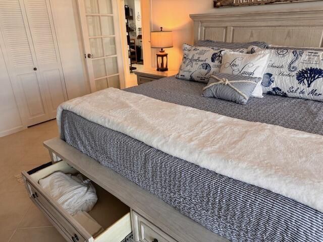 Bed - Storage