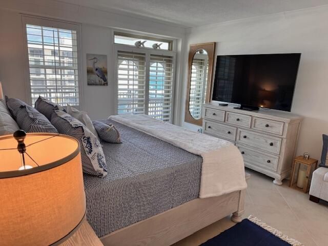 Bedroom +