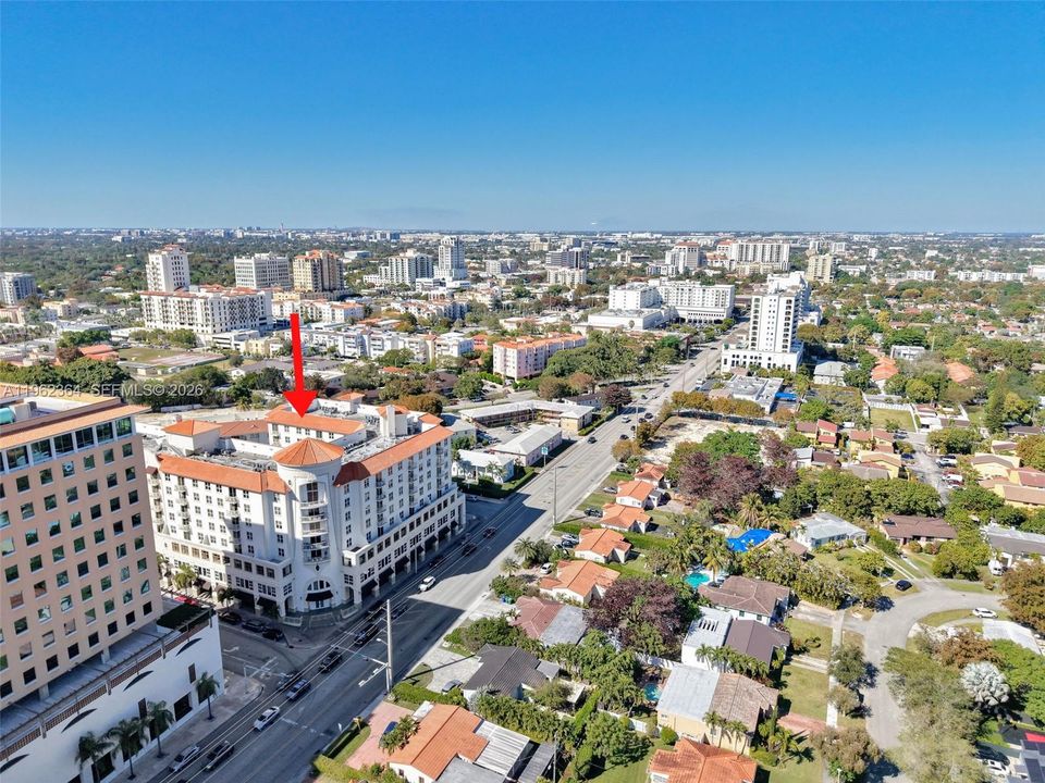 На продажу: $570,000 (2 спален, 2 ванн, 1044 Квадратных фут)