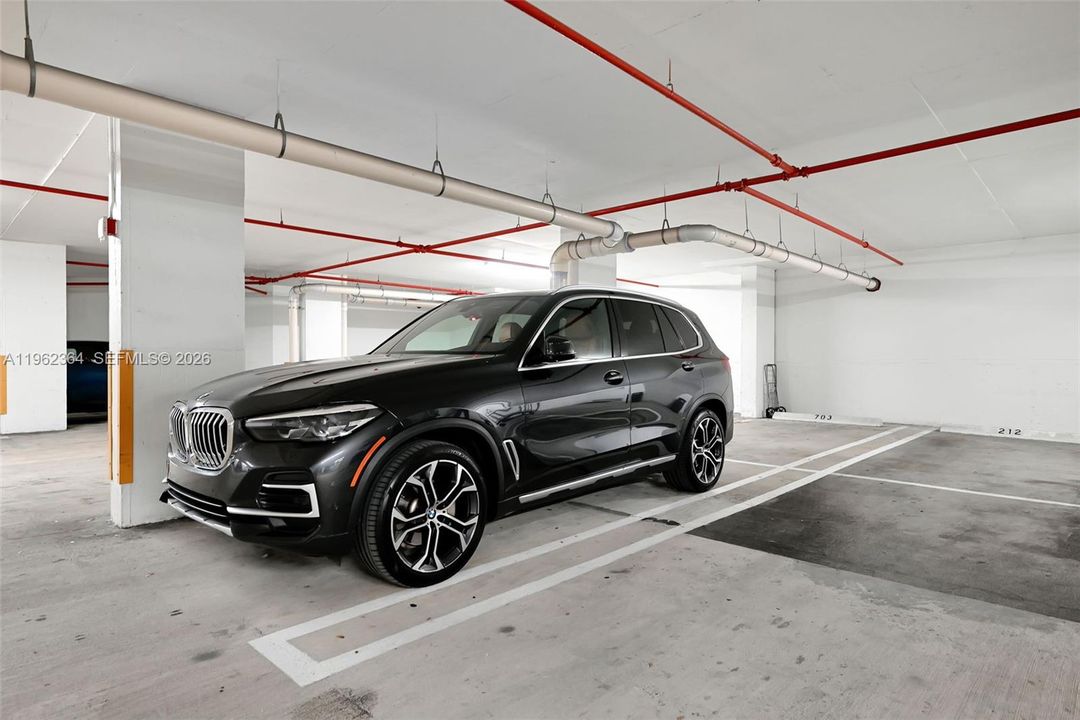 На продажу: $570,000 (2 спален, 2 ванн, 1044 Квадратных фут)