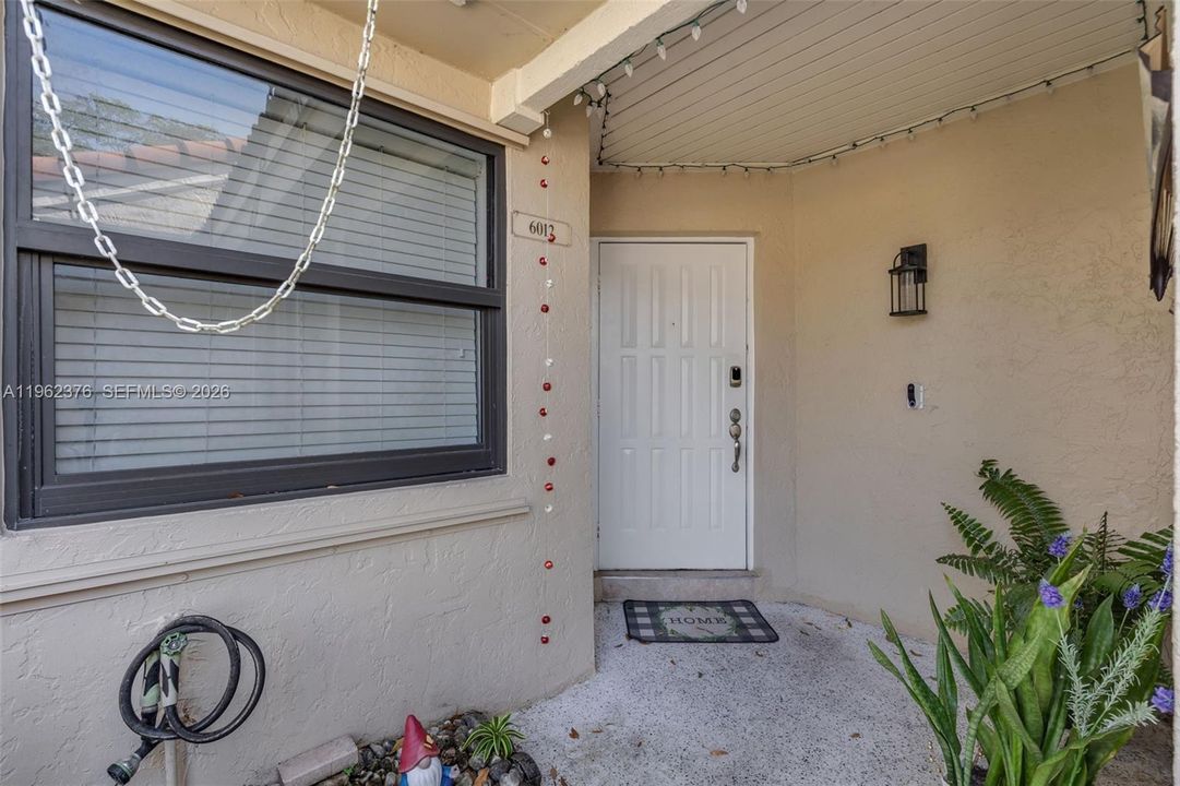 Recently Sold: $429,000 (3 beds, 2 baths, 1115 Square Feet)