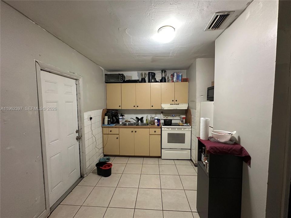 Activo con contrato: $349,900 (2 camas, 1 baños, 792 Pies cuadrados)