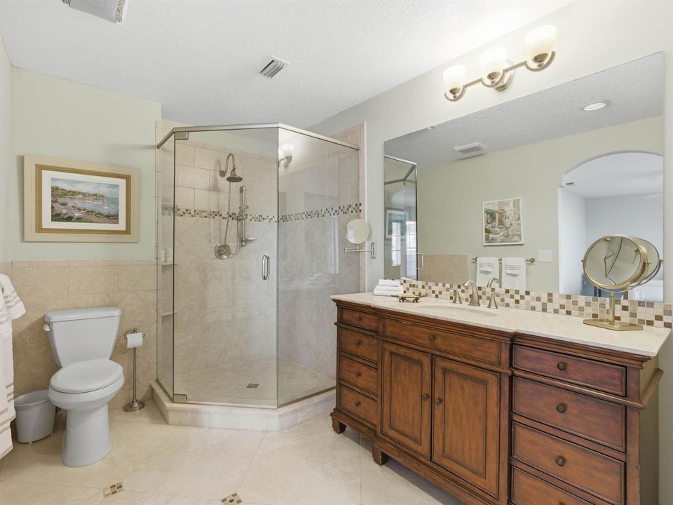 En Suite Bathroom