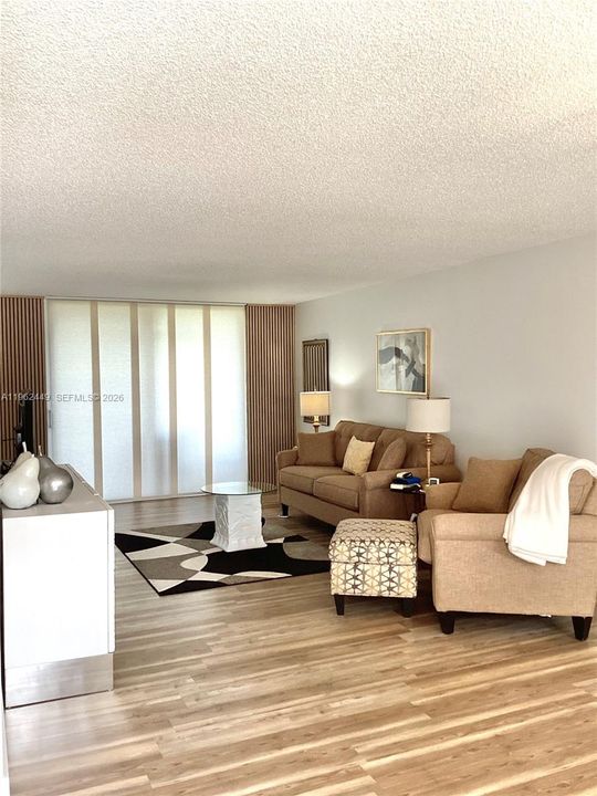 En Venta: $139,999 (1 camas, 1 baños, 900 Pies cuadrados)
