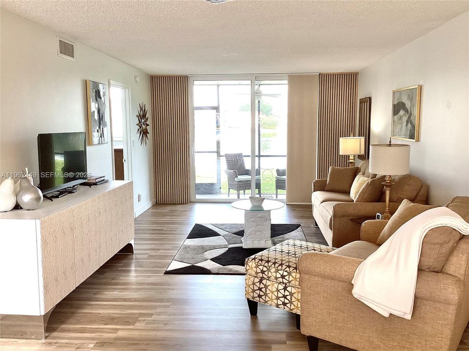 En Venta: $139,999 (1 camas, 1 baños, 900 Pies cuadrados)