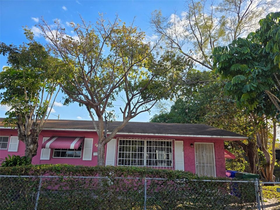En Venta: $515,000 (3 camas, 2 baños, 1196 Pies cuadrados)