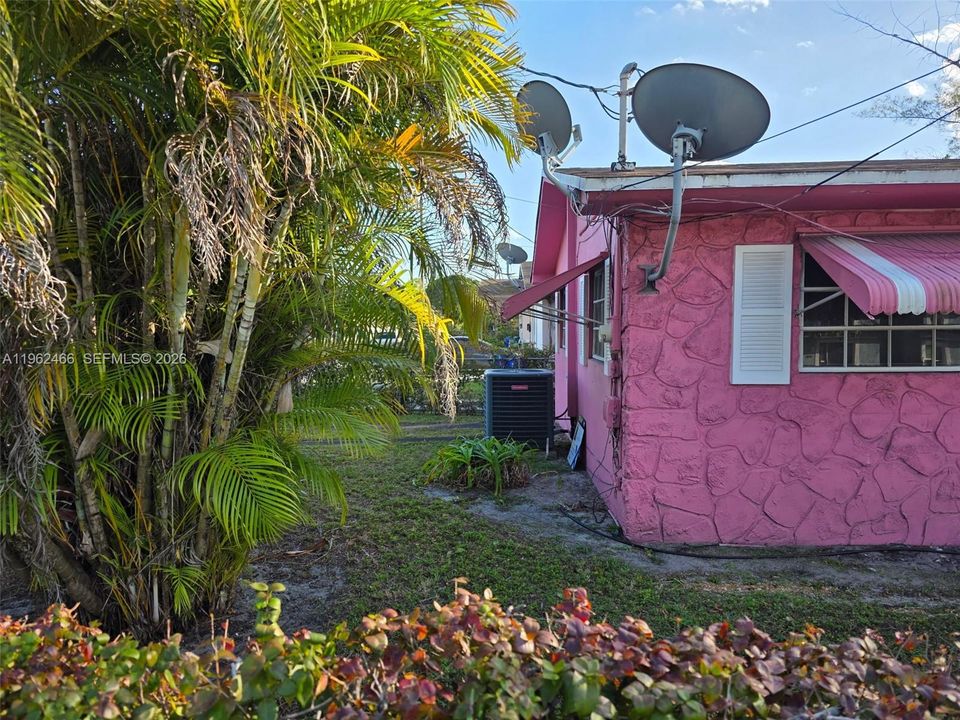 En Venta: $515,000 (3 camas, 2 baños, 1196 Pies cuadrados)
