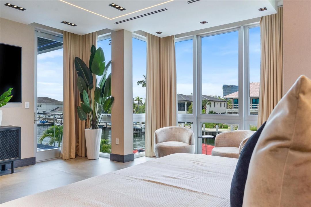 13-1528 SE 11th Street Ft. Lauderdale, F