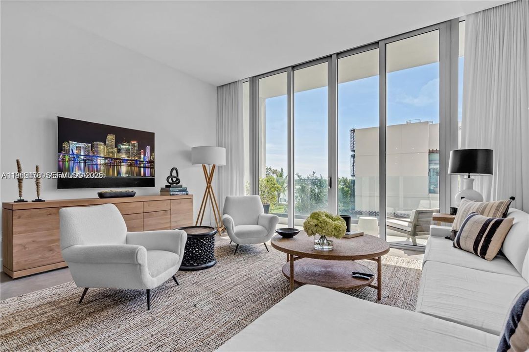 For Sale: $2,959,000 (4 beds, 5 baths, 3341 Square Feet)