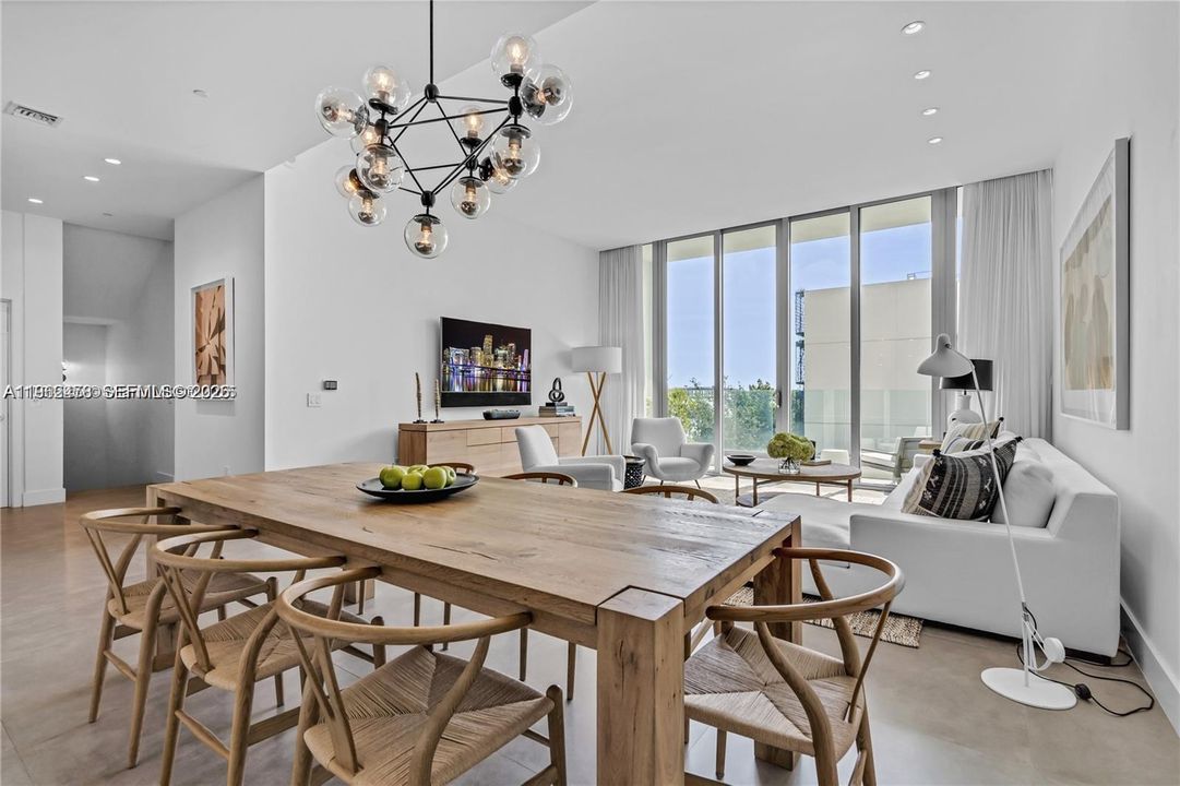 For Sale: $2,959,000 (4 beds, 5 baths, 3341 Square Feet)