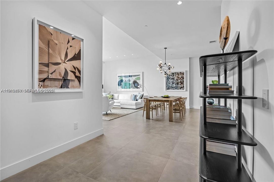 For Sale: $2,959,000 (4 beds, 5 baths, 3341 Square Feet)