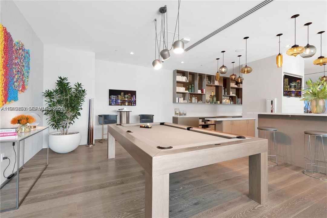 For Sale: $2,959,000 (4 beds, 5 baths, 3341 Square Feet)