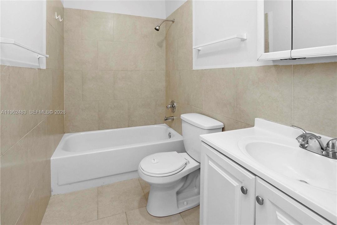 En Venta: $179,900 (1 camas, 1 baños, 597 Pies cuadrados)