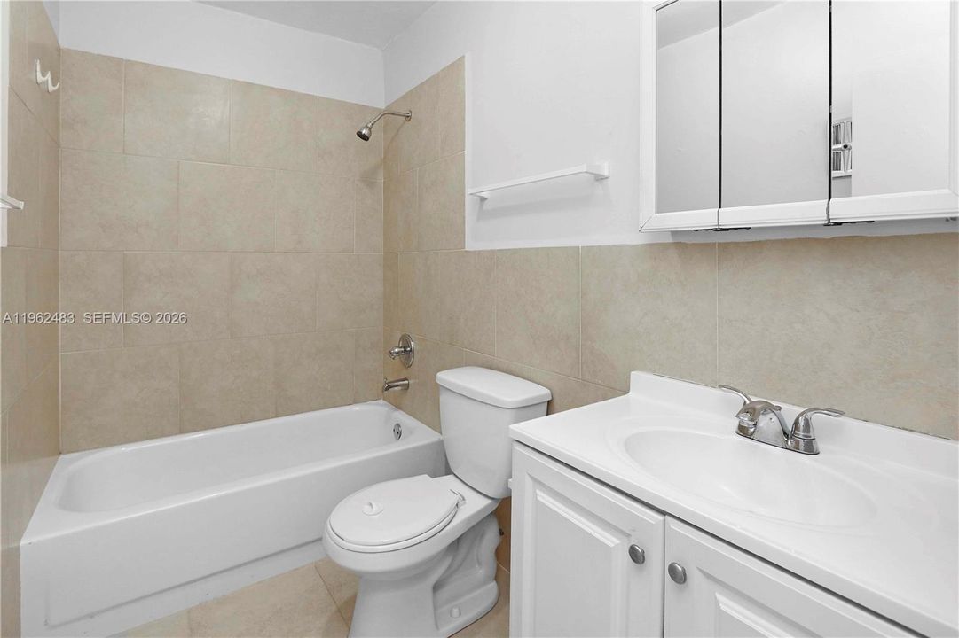 En Venta: $179,900 (1 camas, 1 baños, 597 Pies cuadrados)