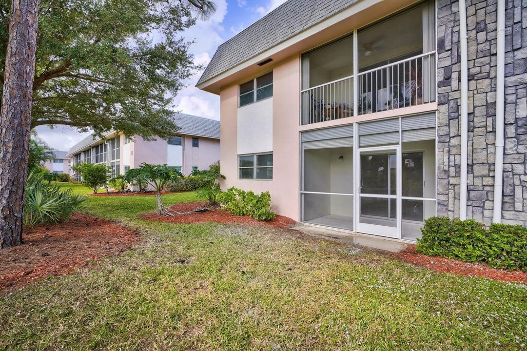 265 EXTERIOR 2