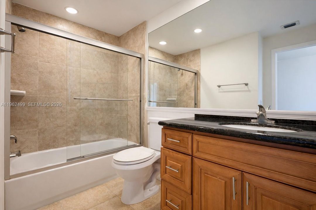 2nd bathoom