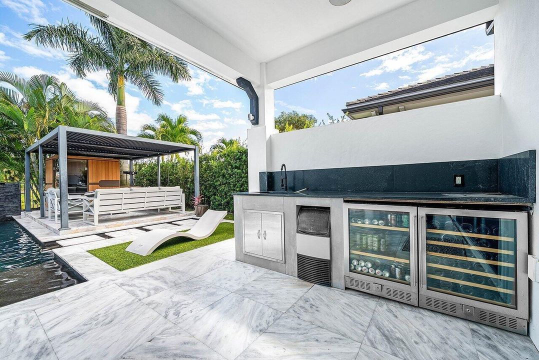 046-3019GinBerryWay-WestPalmBeach-FL-334