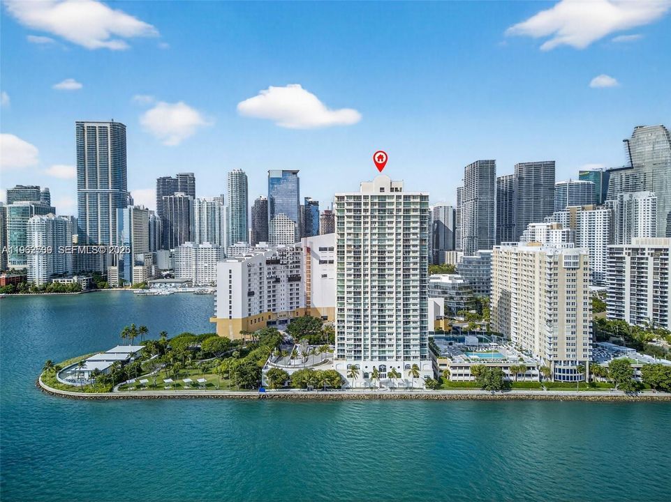 最近租的: $3,695 (2 贝兹, 2 浴室, 960 平方英尺)