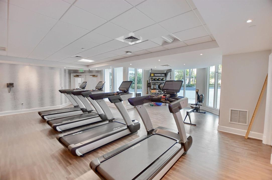 74-web-or-mls-52_31_ebf_0395-hdr(5)
