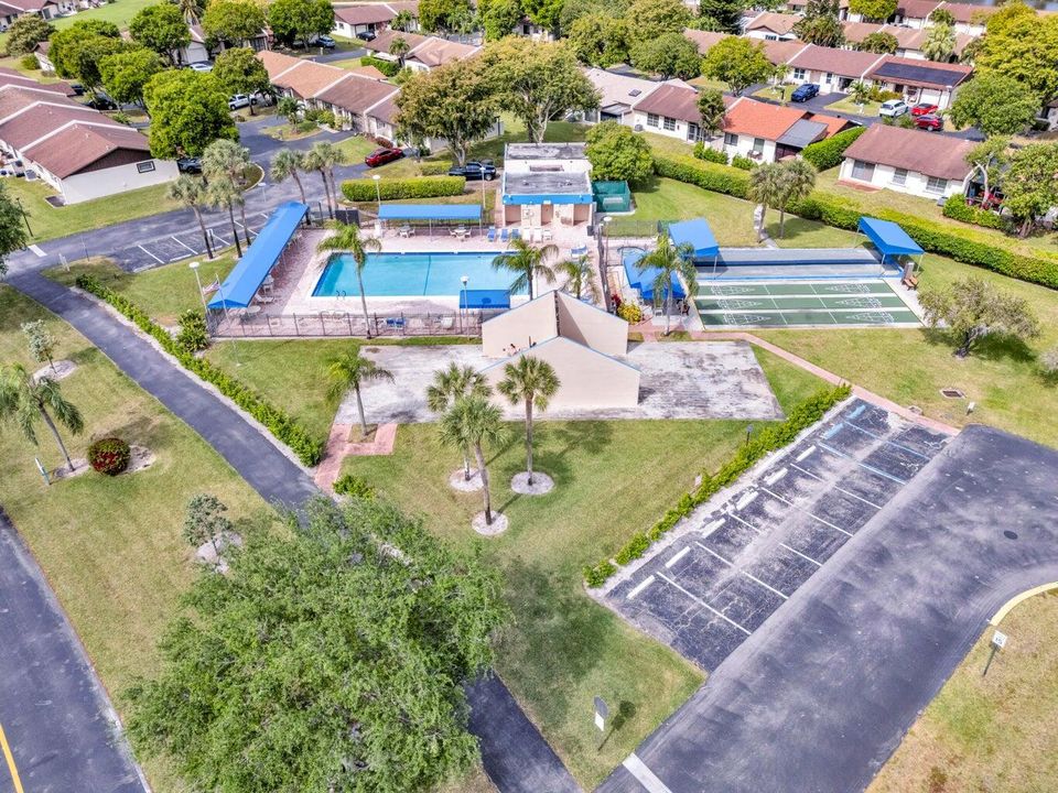 Laurel Oak Pool Overhead 2