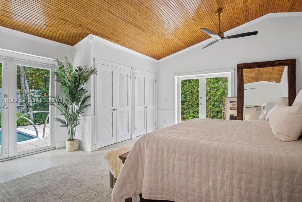En Venta: $1,950,000 (3 camas, 3 baños, 1690 Pies cuadrados)