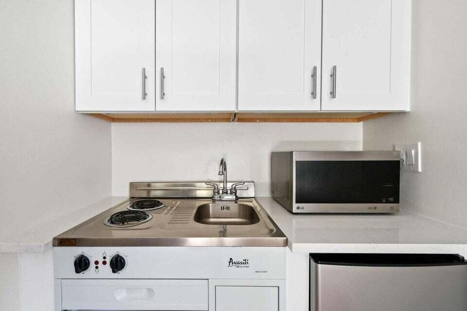 studio kitchenette