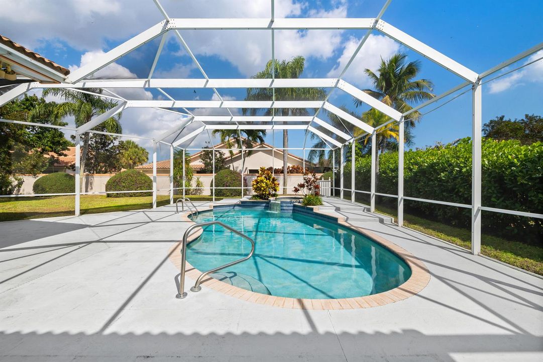 screened pool