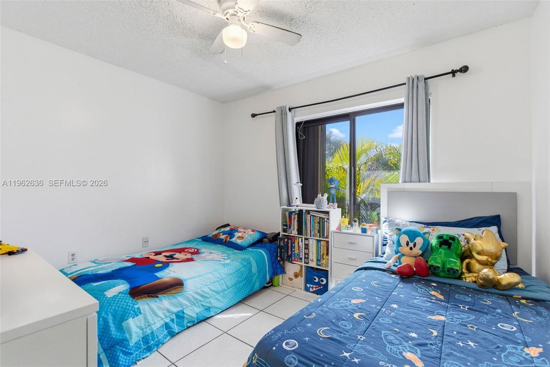 For Sale: $530,000 (3 beds, 2 baths, 1234 Square Feet)