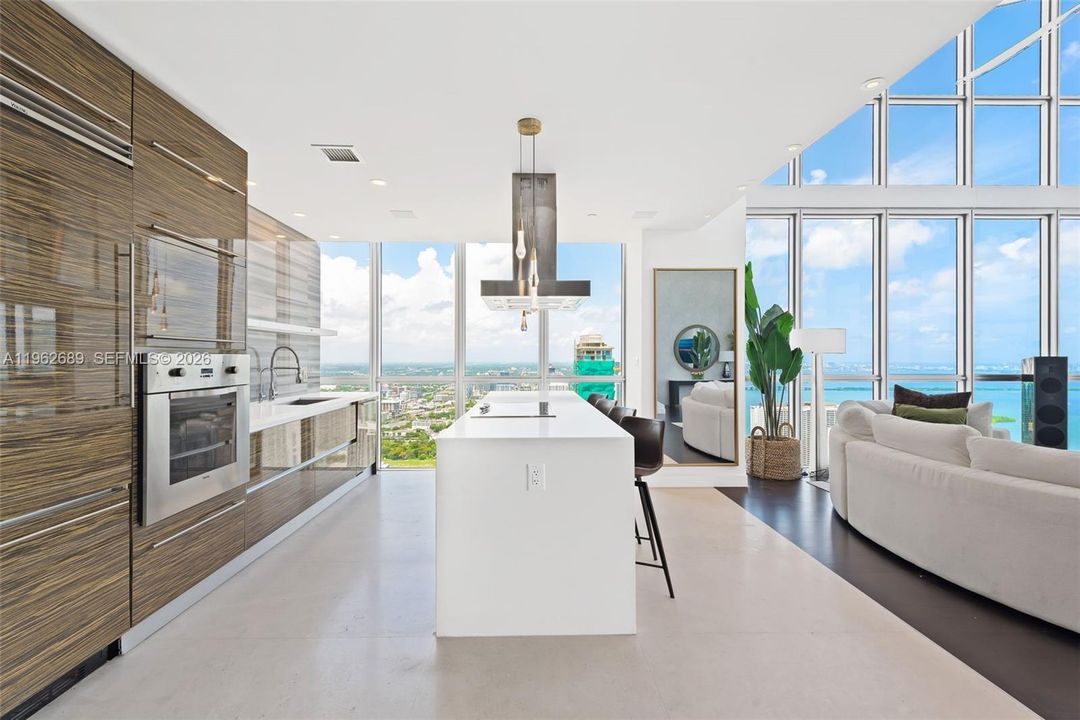 For Sale: $4,500,000 (4 beds, 4 baths, 3800 Square Feet)