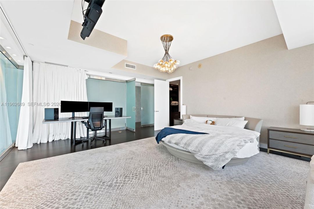 For Sale: $4,500,000 (4 beds, 4 baths, 3800 Square Feet)