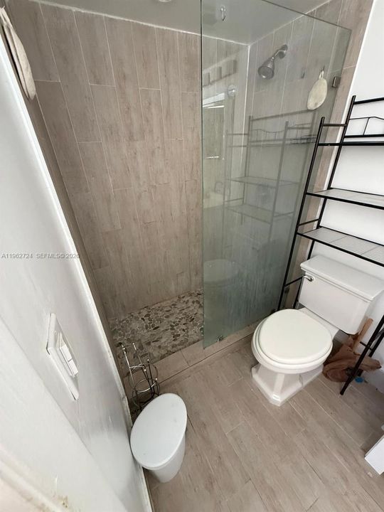 En Venta: $329,000 (1 camas, 1 baños, 700 Pies cuadrados)
