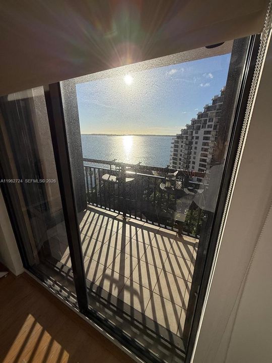 En Venta: $329,000 (1 camas, 1 baños, 700 Pies cuadrados)