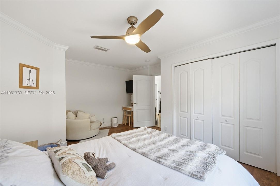 Active With Contract: $1,500,000 (4 beds, 3 baths, 3037 Square Feet)