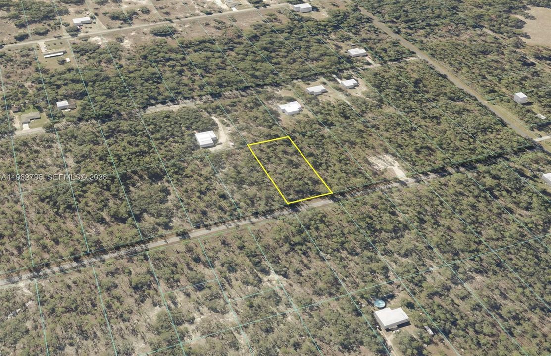 En Venta: $90,000 (0.99 acres)