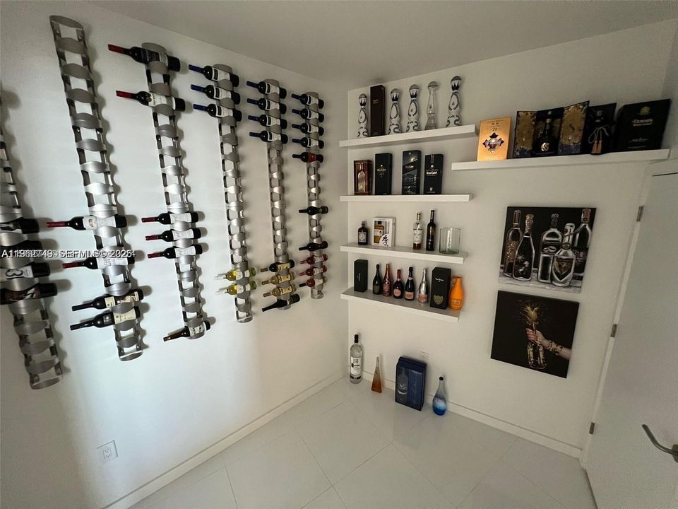 En Venta: $1,250,000 (2 camas, 3 baños, 1560 Pies cuadrados)