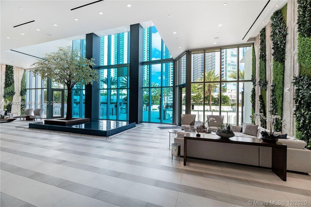 En Venta: $1,250,000 (2 camas, 3 baños, 1560 Pies cuadrados)