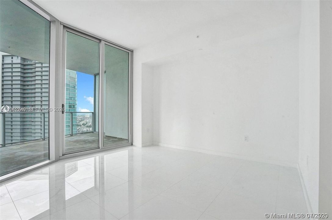 En Venta: $1,250,000 (2 camas, 3 baños, 1560 Pies cuadrados)