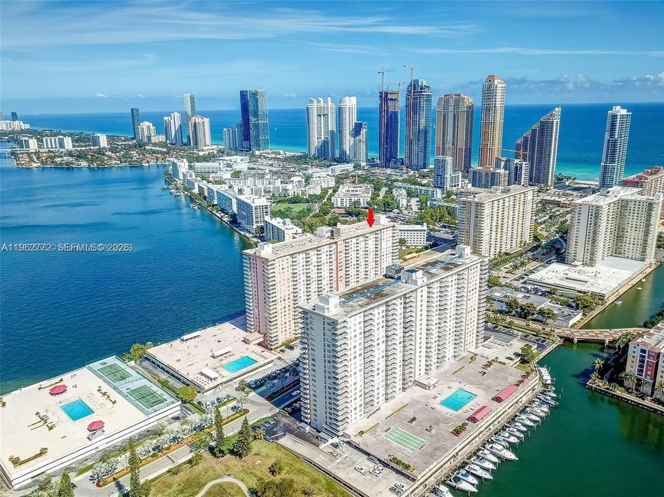 En Venta: $289,000 (1 camas, 1 baños, 943 Pies cuadrados)