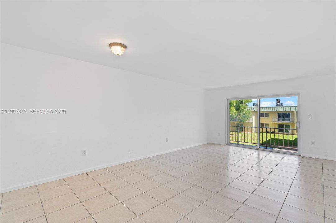 En Venta: $185,000 (2 camas, 1 baños, 840 Pies cuadrados)
