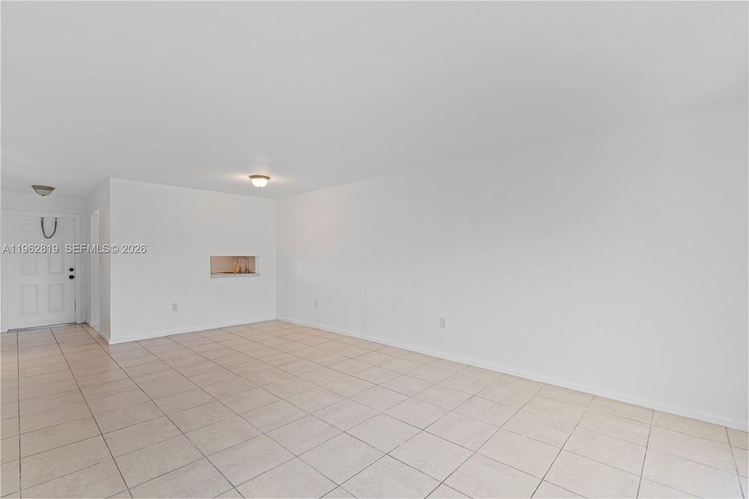 En Venta: $185,000 (2 camas, 1 baños, 840 Pies cuadrados)