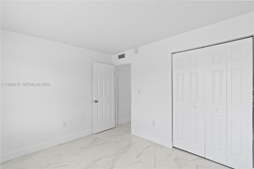 En Venta: $185,000 (2 camas, 1 baños, 840 Pies cuadrados)