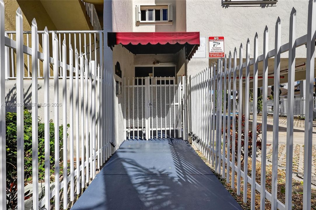 En Venta: $272,000 (2 camas, 1 baños, 700 Pies cuadrados)