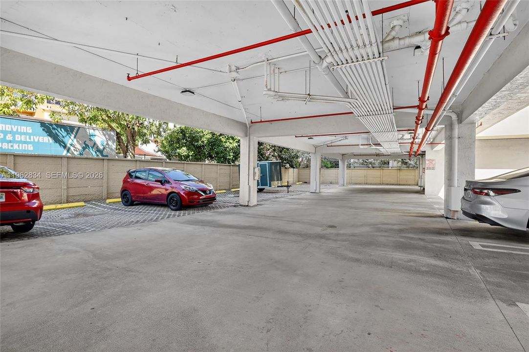 En Venta: $272,000 (2 camas, 1 baños, 700 Pies cuadrados)