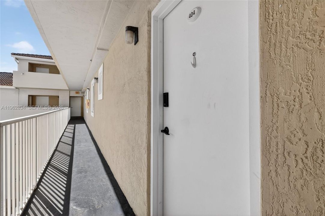 En Venta: $272,000 (2 camas, 1 baños, 700 Pies cuadrados)