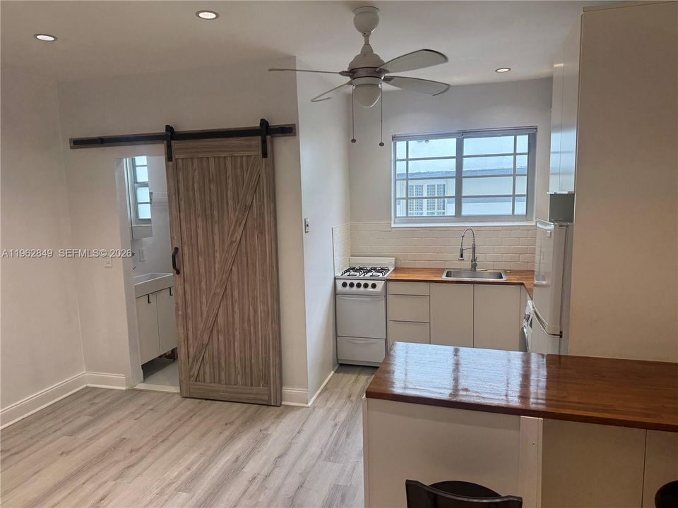 En Venta: $205,000 (1 camas, 1 baños, 420 Pies cuadrados)