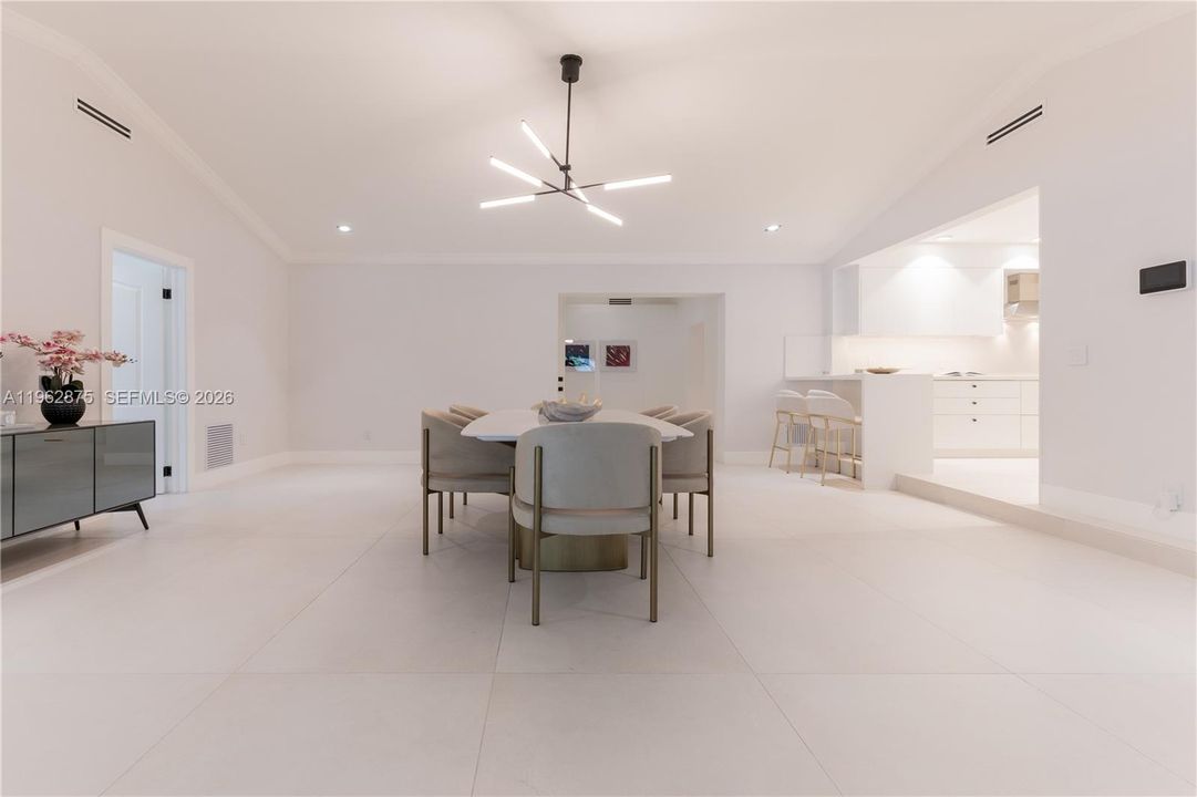 En Renta: $15,900 (5 camas, 4 baños, 3518 Pies cuadrados)
