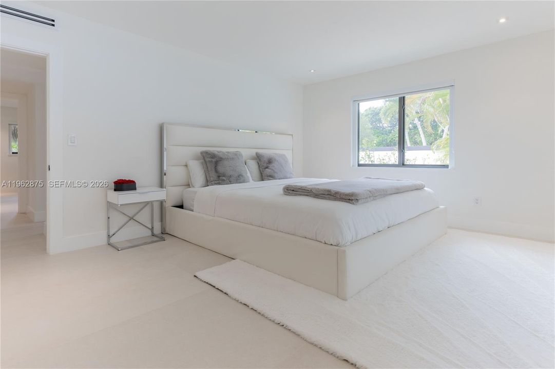 En Renta: $15,900 (5 camas, 4 baños, 3518 Pies cuadrados)