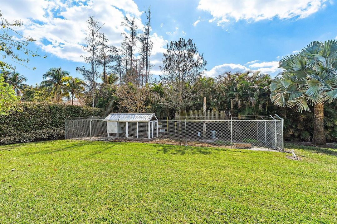 106-1643475thWayN-PalmBeachGardens-SMALL