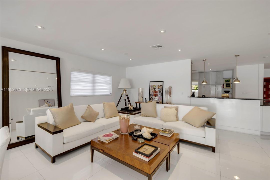 Active With Contract: $4,790,000 (4 beds, 3 baths, 3019 Square Feet)